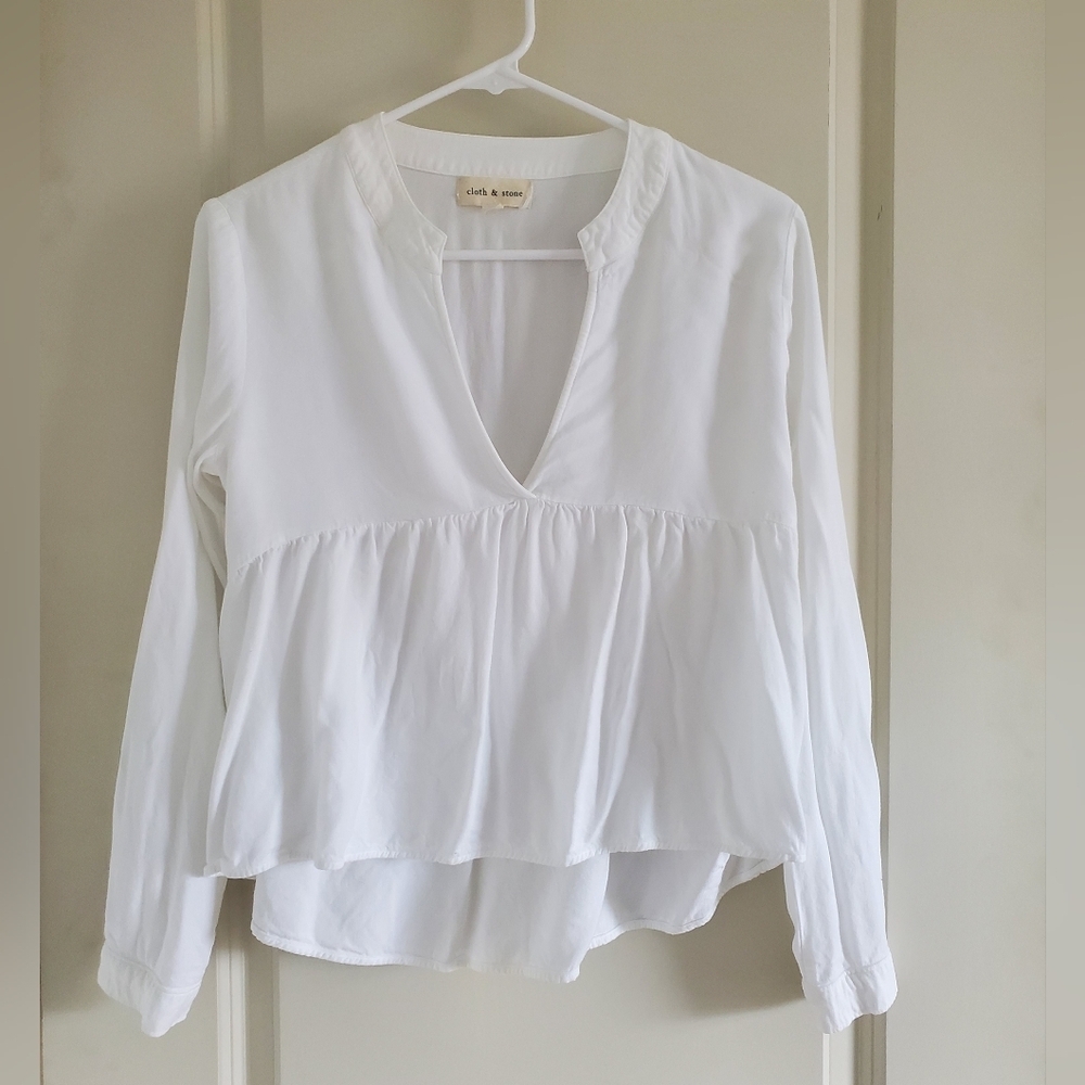 Cloth & Stone Anthropologie White V Neck Peplum Long Sleeve Blouse